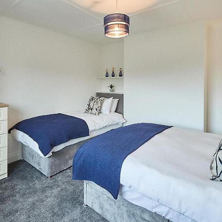 Host & Stay - Fern Lea Glaisdale Buitenkant foto